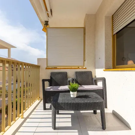公寓 Miramar Nautic By Interhome