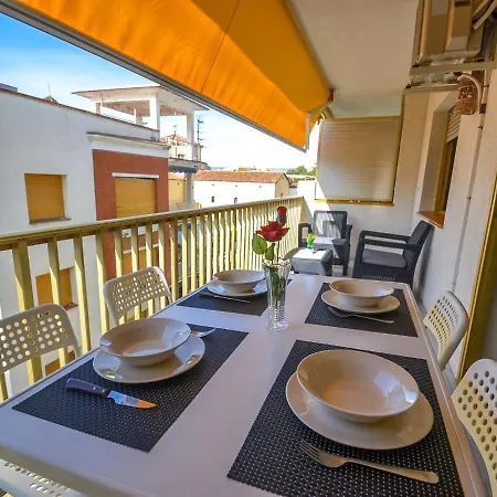 Miramar Nautic By Interhome Daire Salou